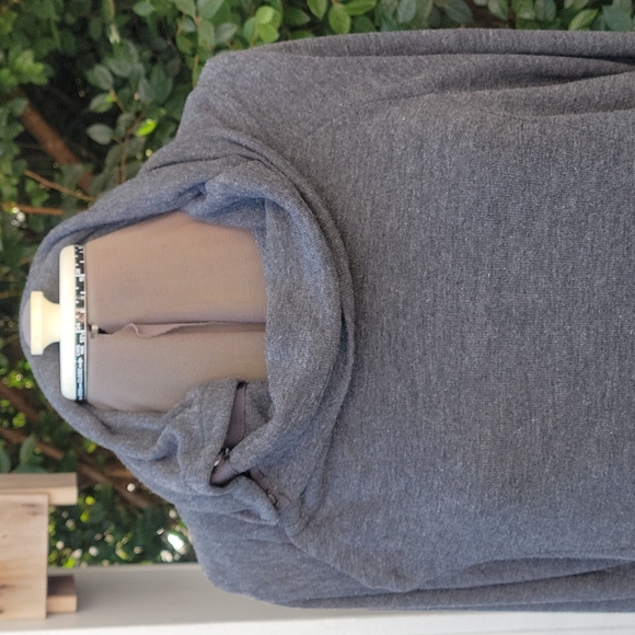 Akira Chicago Black Label Sweater - Picture 5 of 10